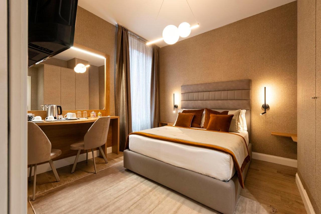 Royal Rooms Corso โรม ภายนอก รูปภาพ