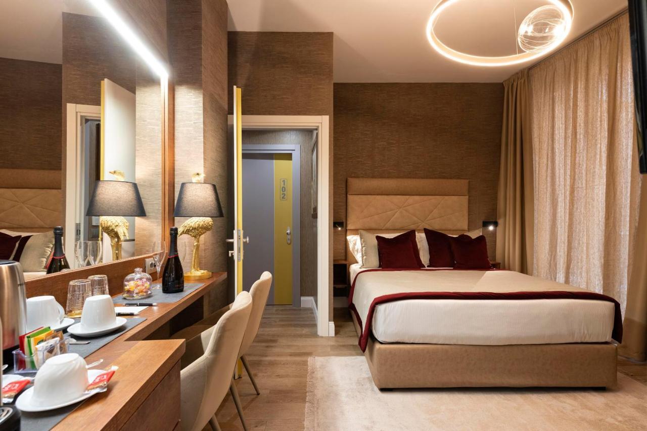 Royal Rooms Corso โรม ภายนอก รูปภาพ