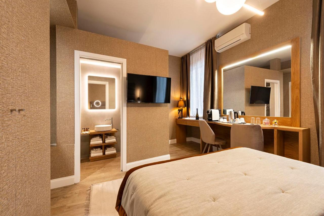 Royal Rooms Corso โรม ภายนอก รูปภาพ