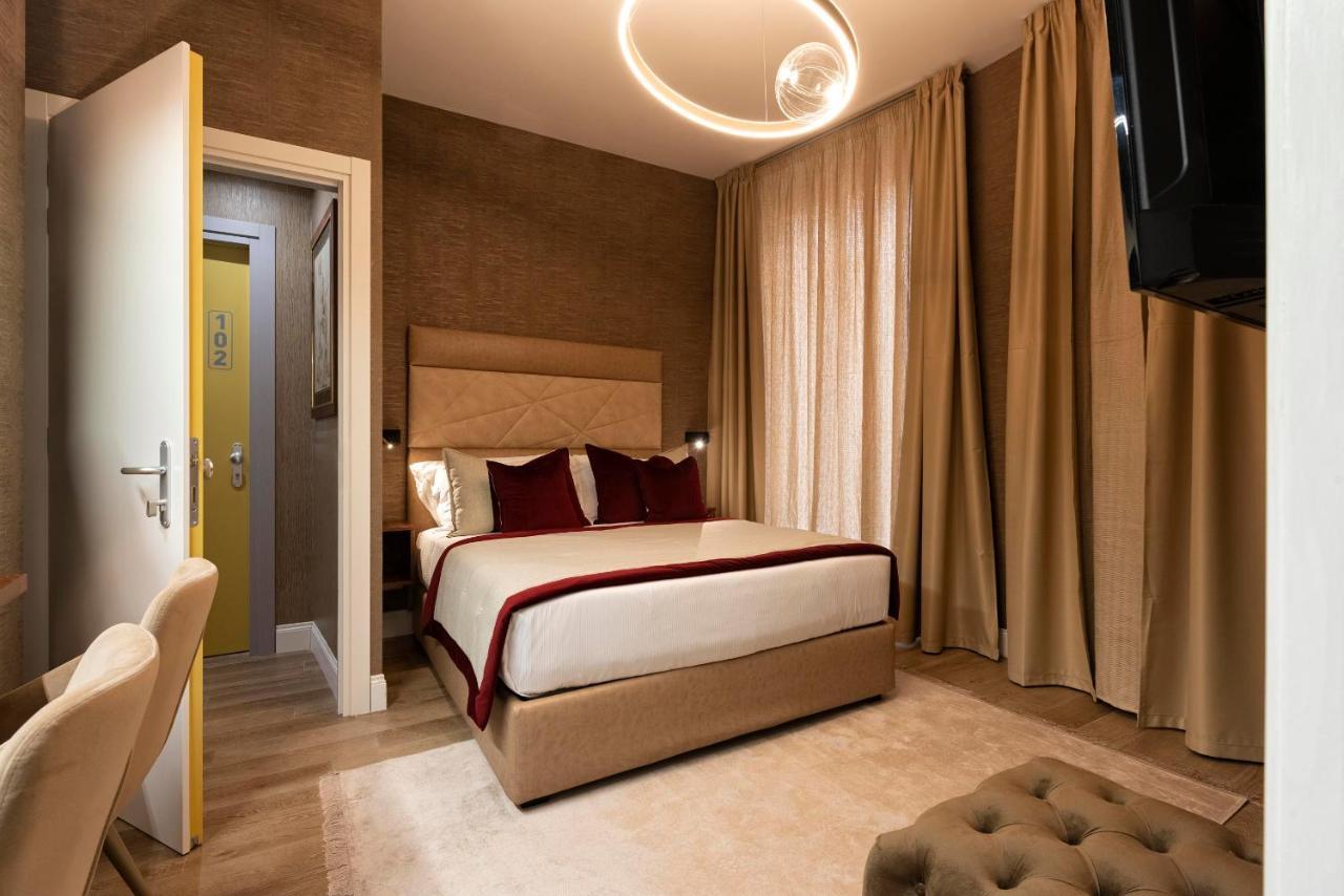 Royal Rooms Corso โรม ภายนอก รูปภาพ
